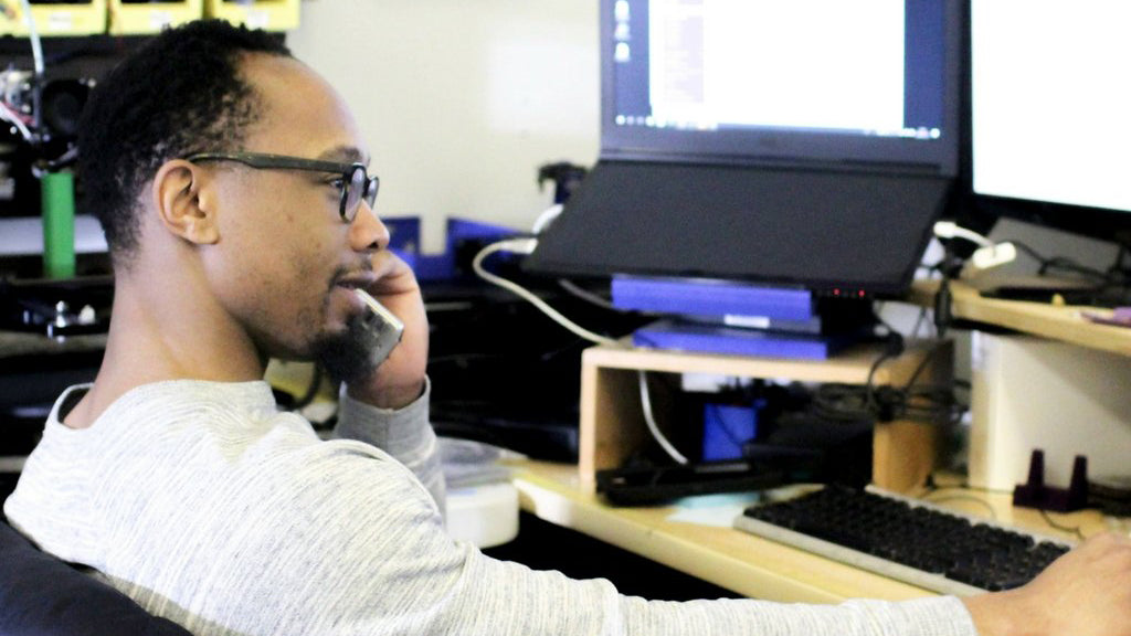 Meet the MakerGear Support Team