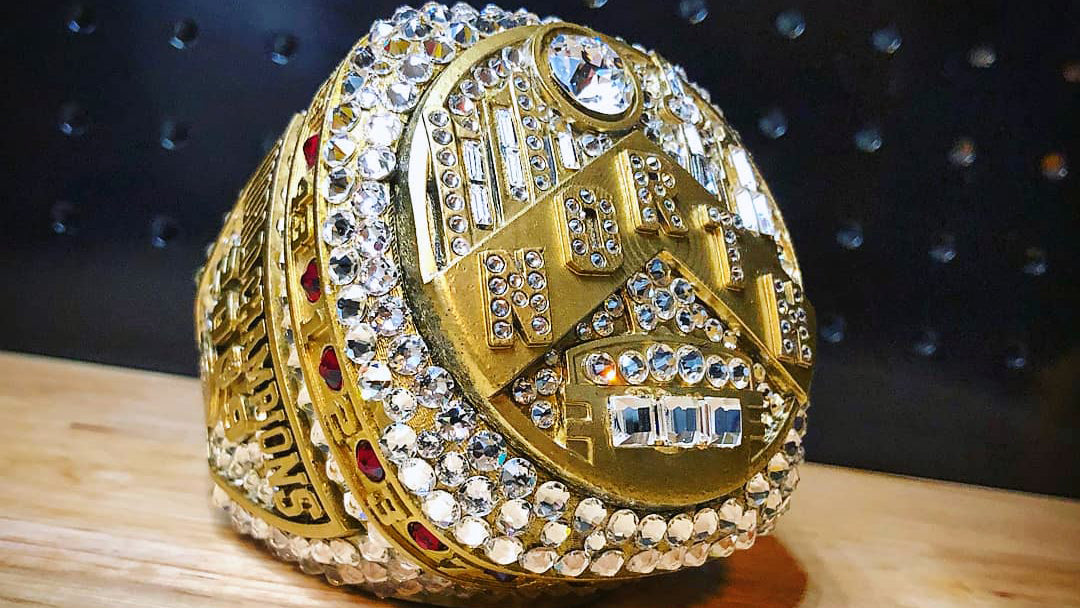 Mascots Meet 3D Printing: Engineer Makes Supersized Rings for NBA Champs