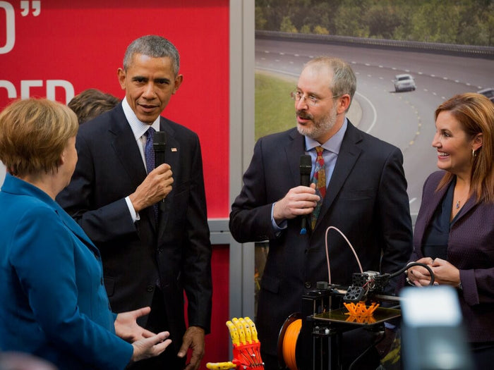 MakerGear M2 on The World's Stage